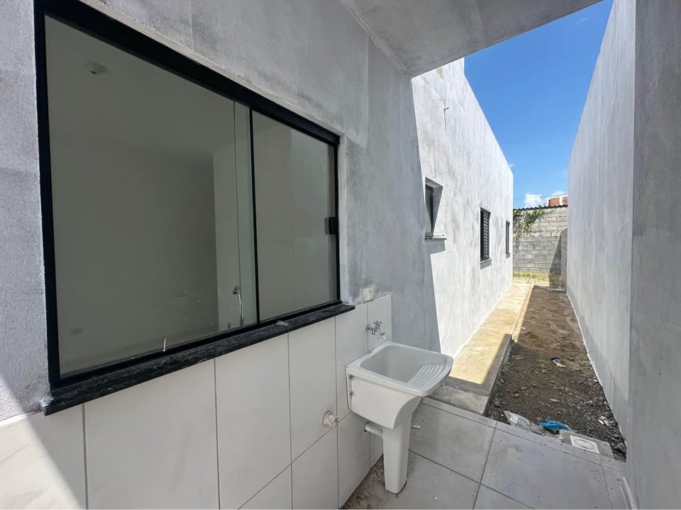 Casa nova com 2 Dormitórios no Golfinhos, Caraguatatuba-SP - Foto 4