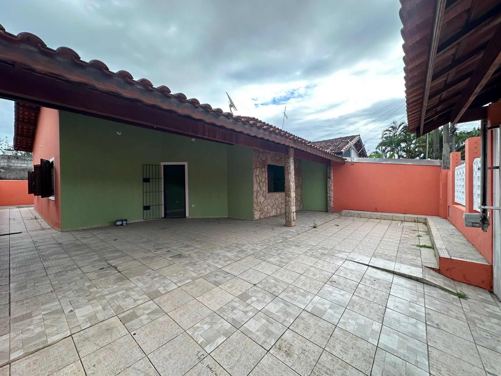 Casa para locação – Praia das Palmeiras - R$3.300,00 - Caraguatatuba-SP - Foto 2