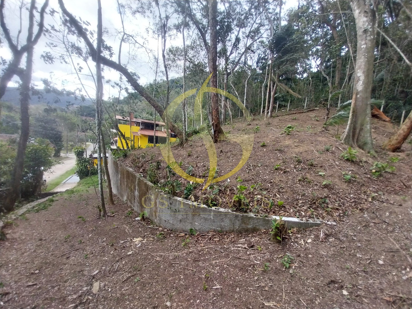 TERRENO EM CONDOMINIO PROXIMO A PRAIA BRAVA - Foto 2