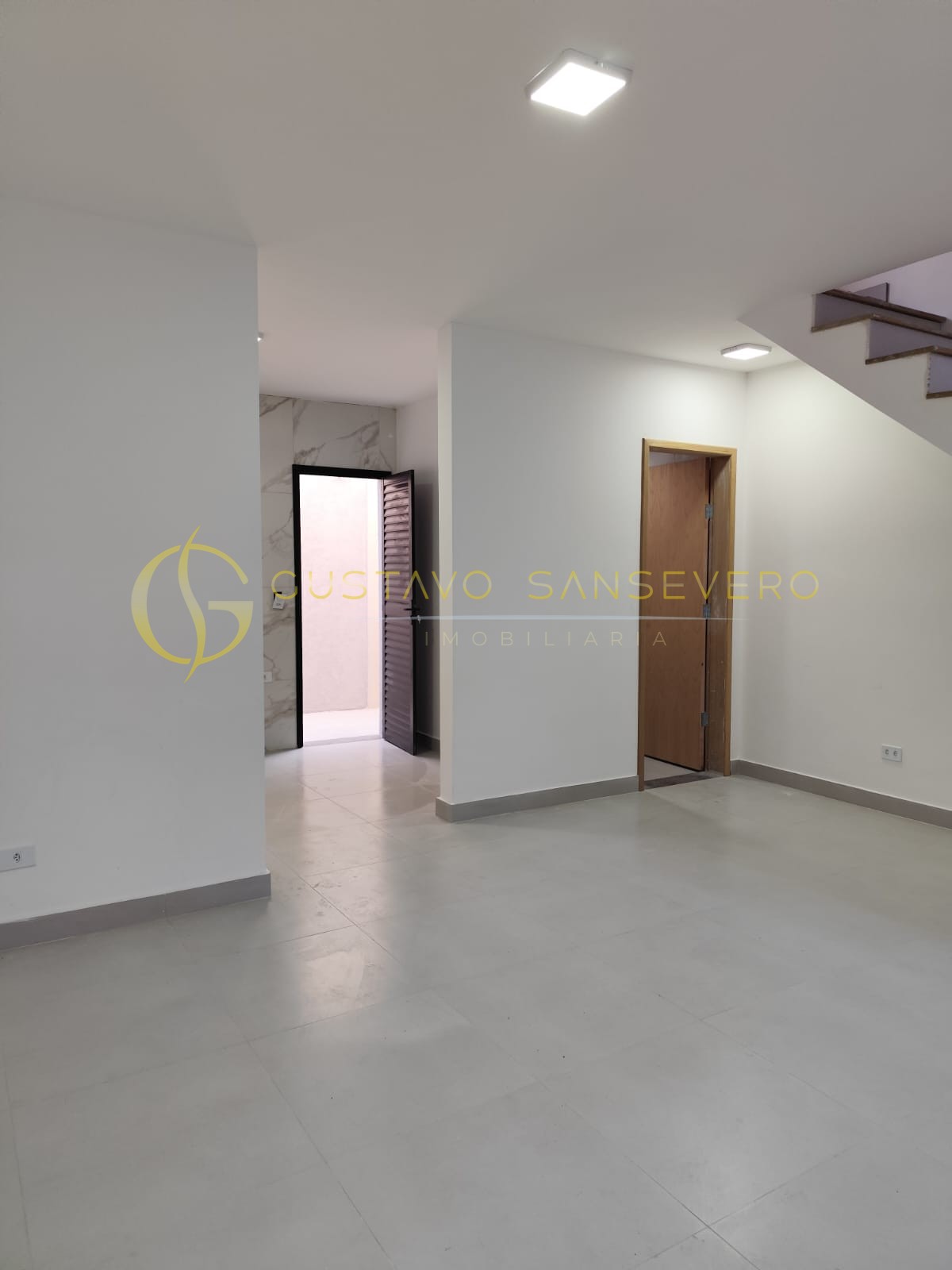 SOBRADO PARA LOCAÇÃO - Foto 2