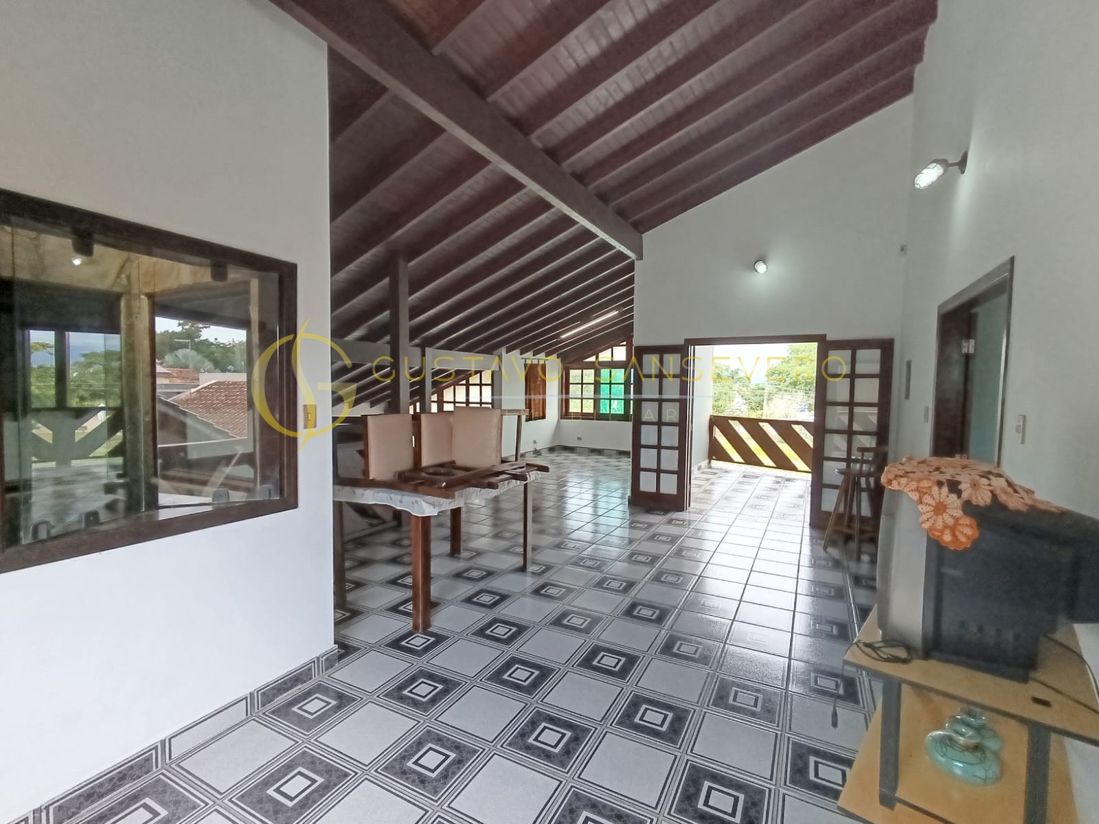 Sobrado á venda no Pontal Santa Marina com 5 dormitórios 5 banheiros garagem coberta para 2 carros