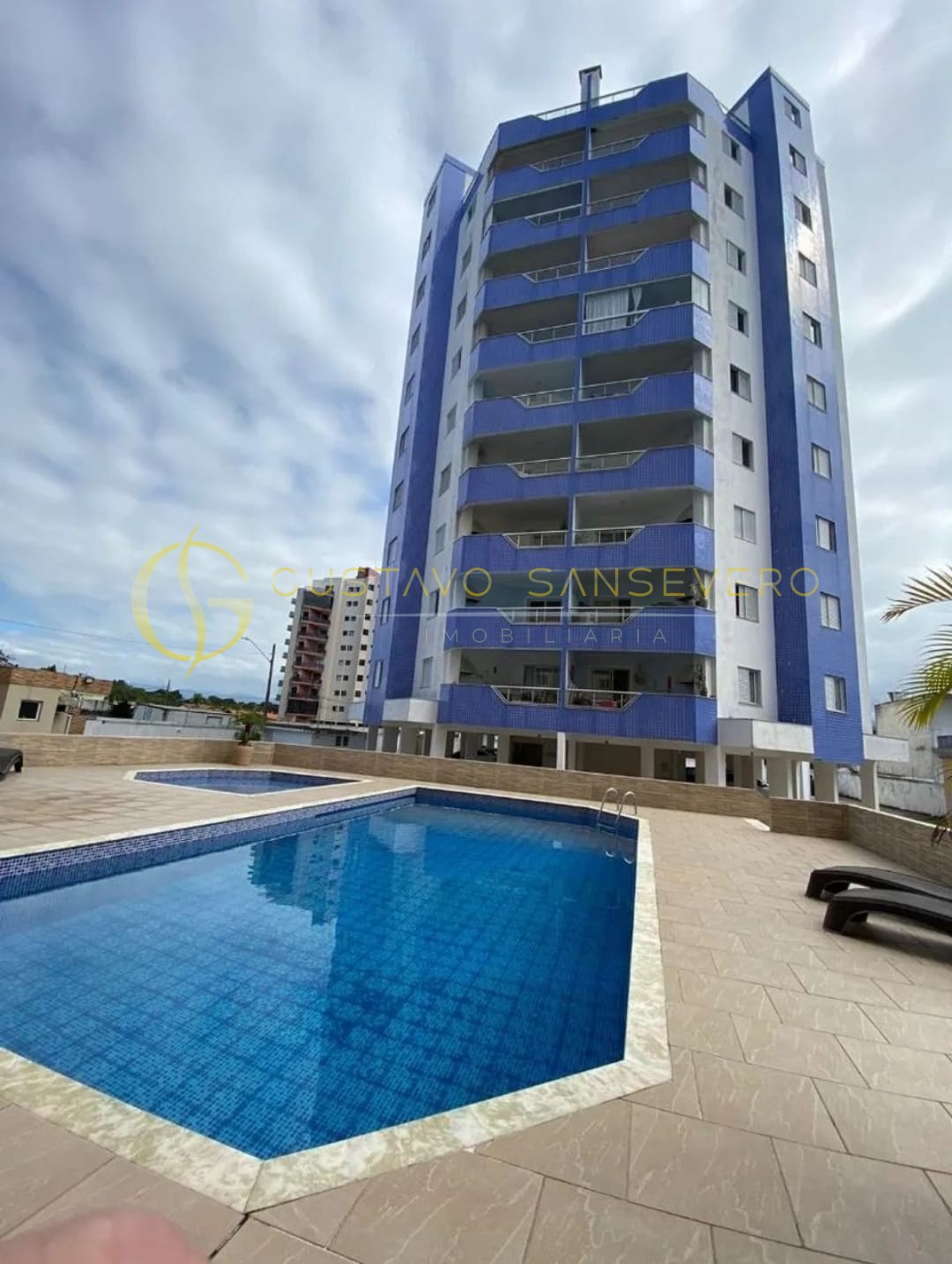 Apartamento para locação com vista mar no Indaiá
