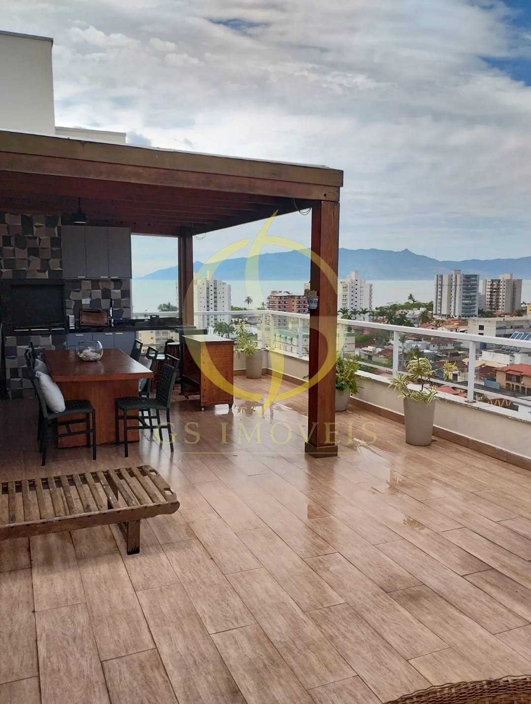 Apartamento Duplex Alto padrão mobiliado para Locacção no Indaiá