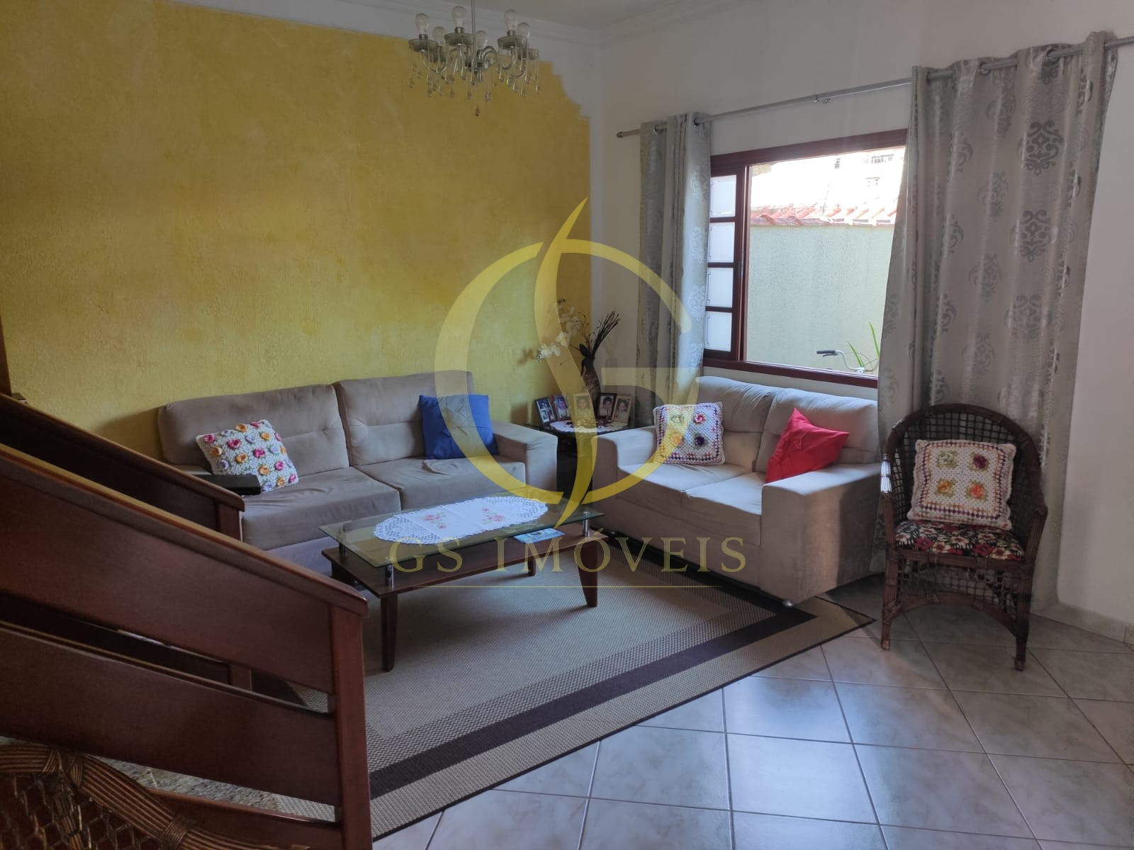 Casa Duplex à venda à poucos metros da praia da Martim de Sá - Foto 2