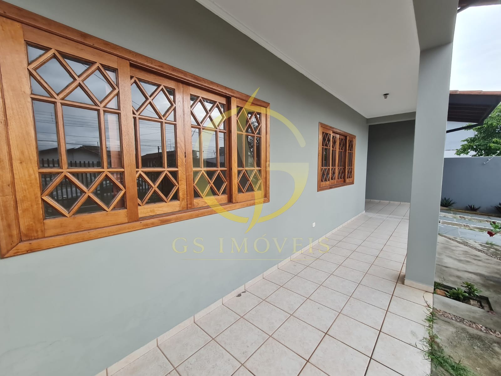 Sobrado para locação residencial ou comercial no Indaiá com 4 dormitórios, 2 suítes e edícula - Foto 3