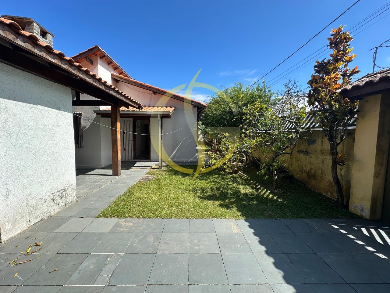 OPORTUNIDADE: CASA NO INDAIÁ - R$ 500.000,00 | TERRENO DE ESQUINA