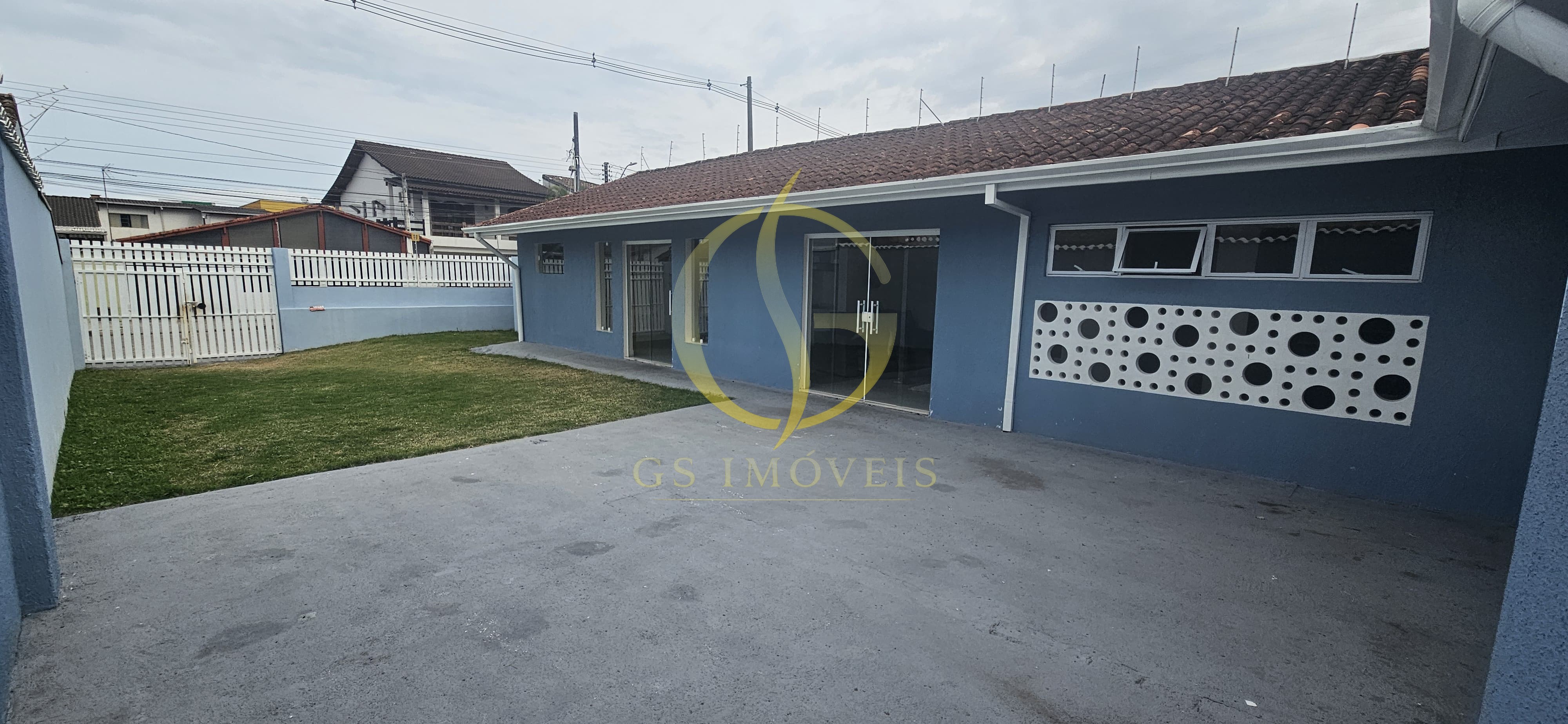 Casa com 3 quartos para locação no Caputera