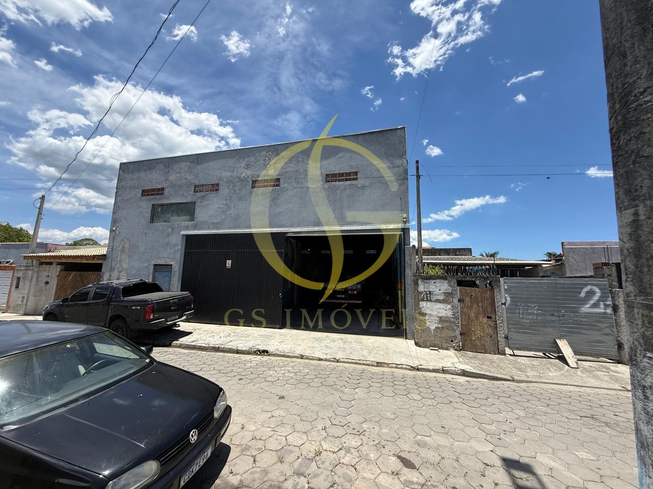 Galpão com 386m² para locação em Barranco Alto