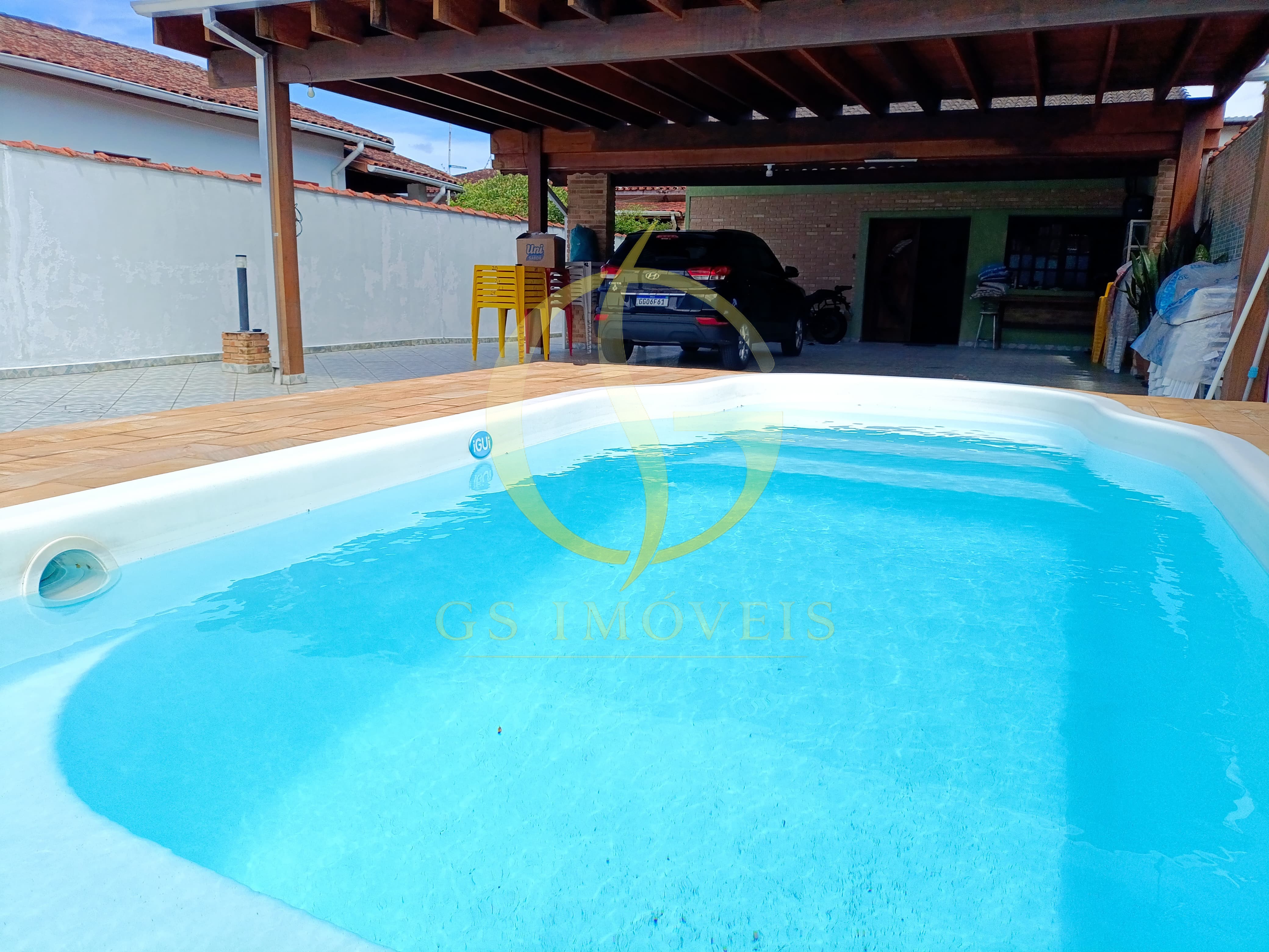 Casa espaçosa de 4 dormitórios à Venda na região central em Caraguatatuba, SP  - Foto 4