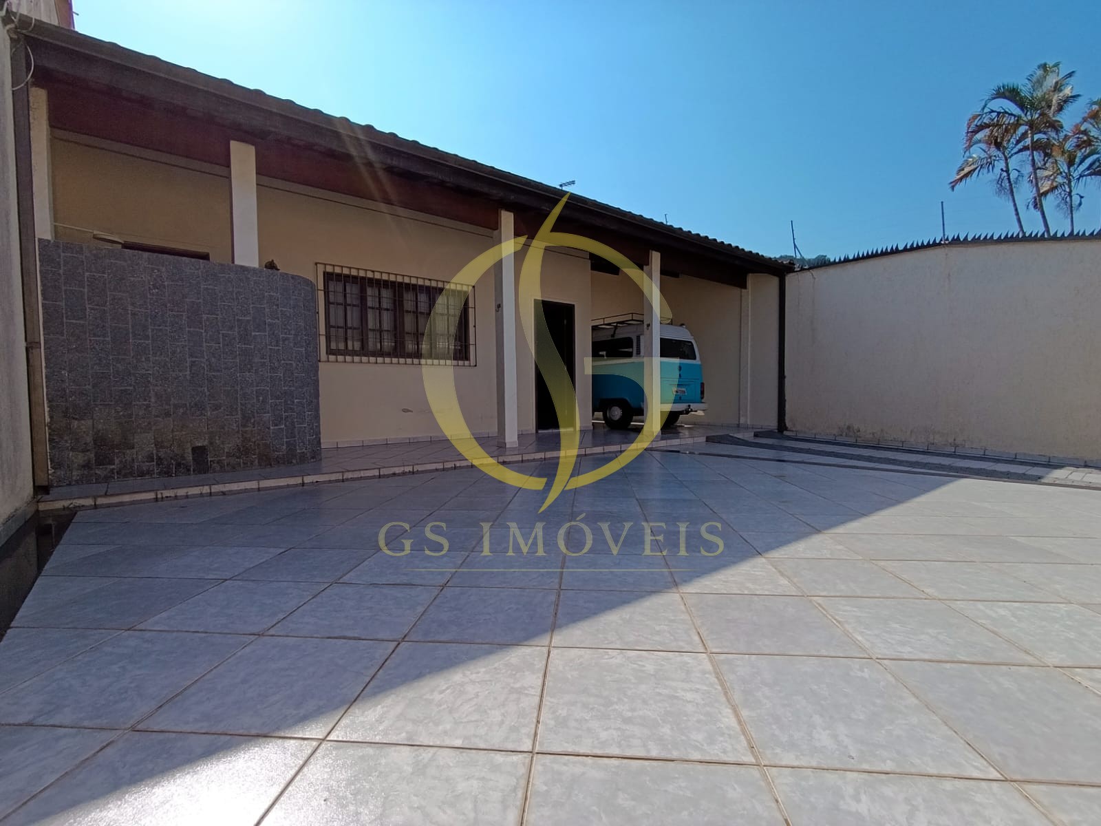 Casa à venda no bairro Caputera em Caraguatatuba, SP com 3 dormitórios sendo 2 suítes - Foto 2