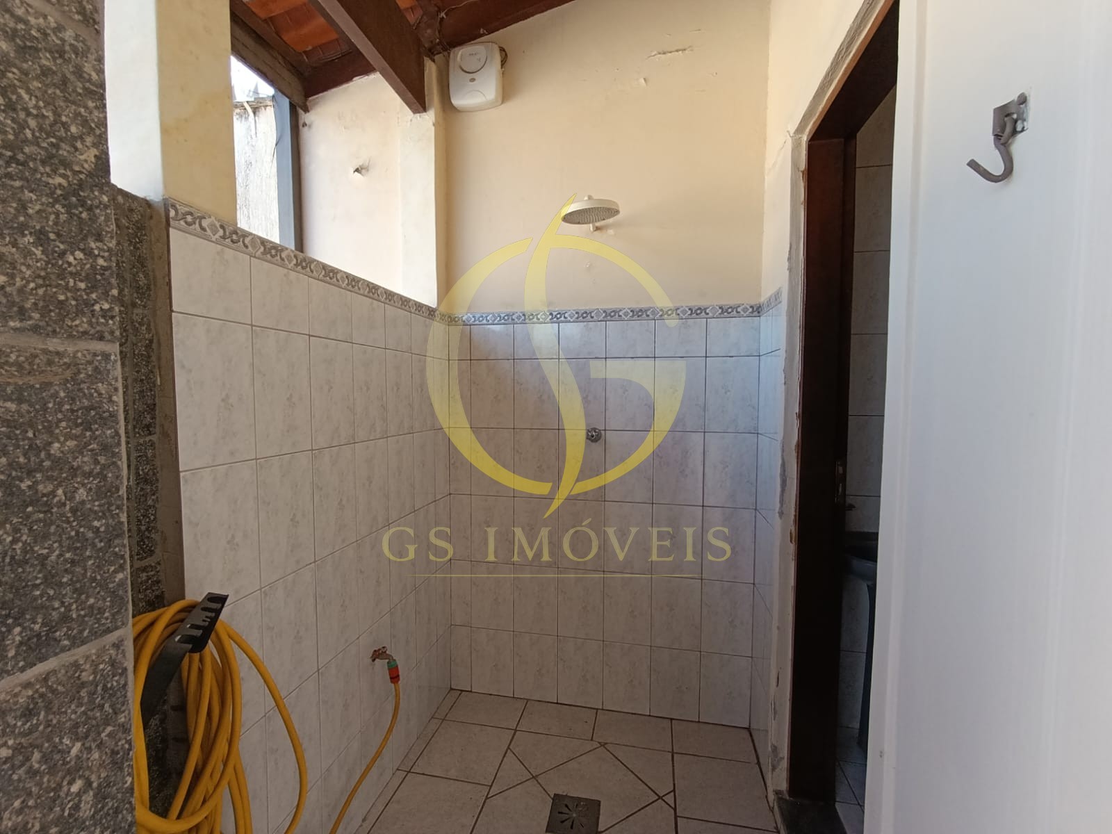 Casa à venda no bairro Caputera em Caraguatatuba, SP com 3 dormitórios sendo 2 suítes - Foto 4