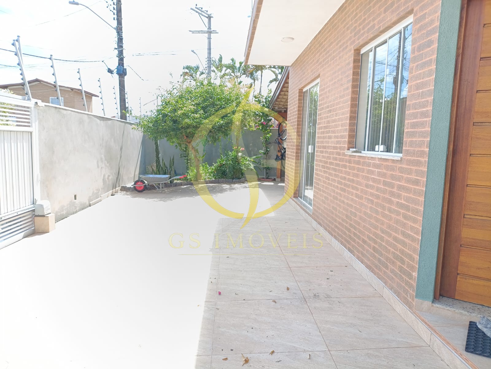 Sobrado à venda a 80 metros da avenida da praia no bairro Praia das Palmeiras em Caraguatatuba, SP - Foto 4