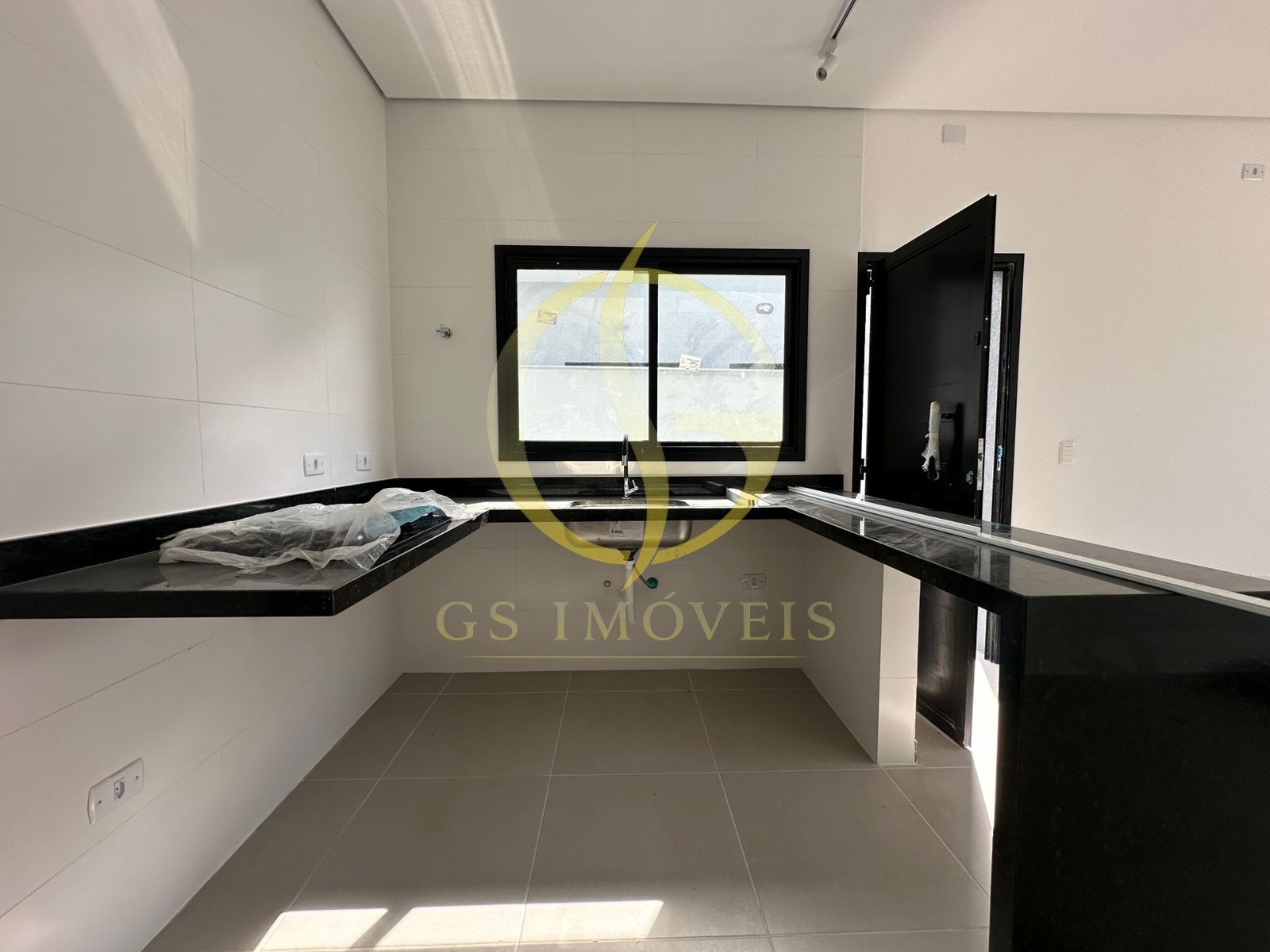 Oportunidade | Casa à Venda | R$ 430.000,00 | Golfinhos - Foto 3
